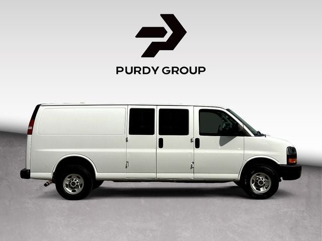2022 GMC Savana 3500 Work Van