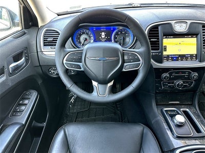 2023 Chrysler 300 Touring