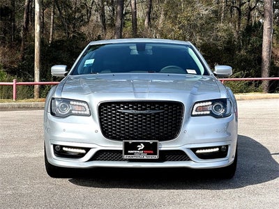 2023 Chrysler 300 Touring