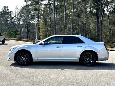 2023 Chrysler 300 Touring