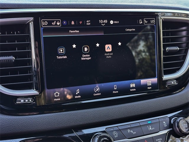 2025 Chrysler Pacifica Select