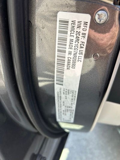 2022 Chrysler Voyager LX