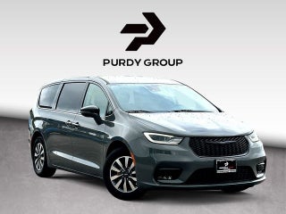 2022 Chrysler Pacifica Hybrid Touring L