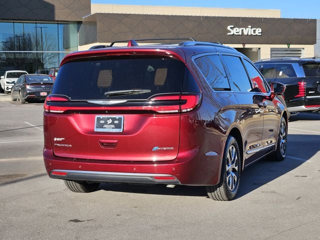 2022 Chrysler Pacifica Hybrid Pinnacle