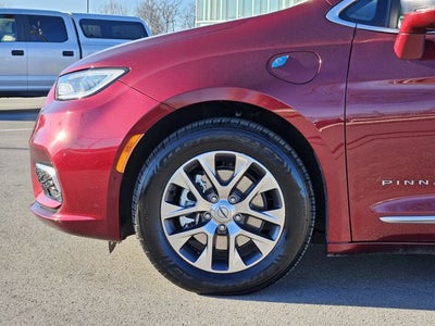 2022 Chrysler Pacifica Hybrid Pinnacle