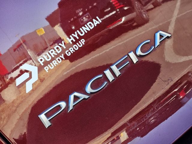 2022 Chrysler Pacifica Hybrid Pinnacle