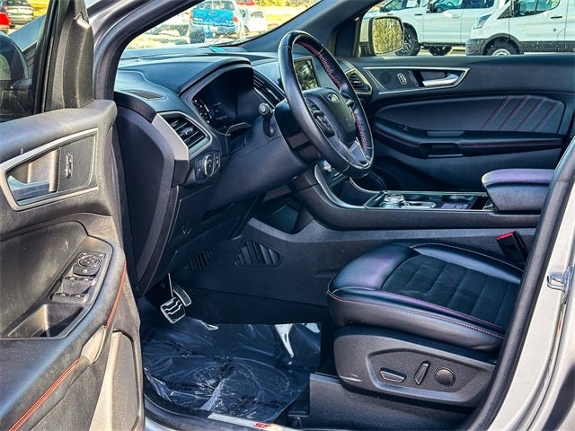 2022 Ford Edge ST Line