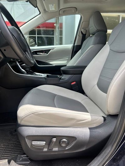 2020 Toyota RAV4 XLE Premium