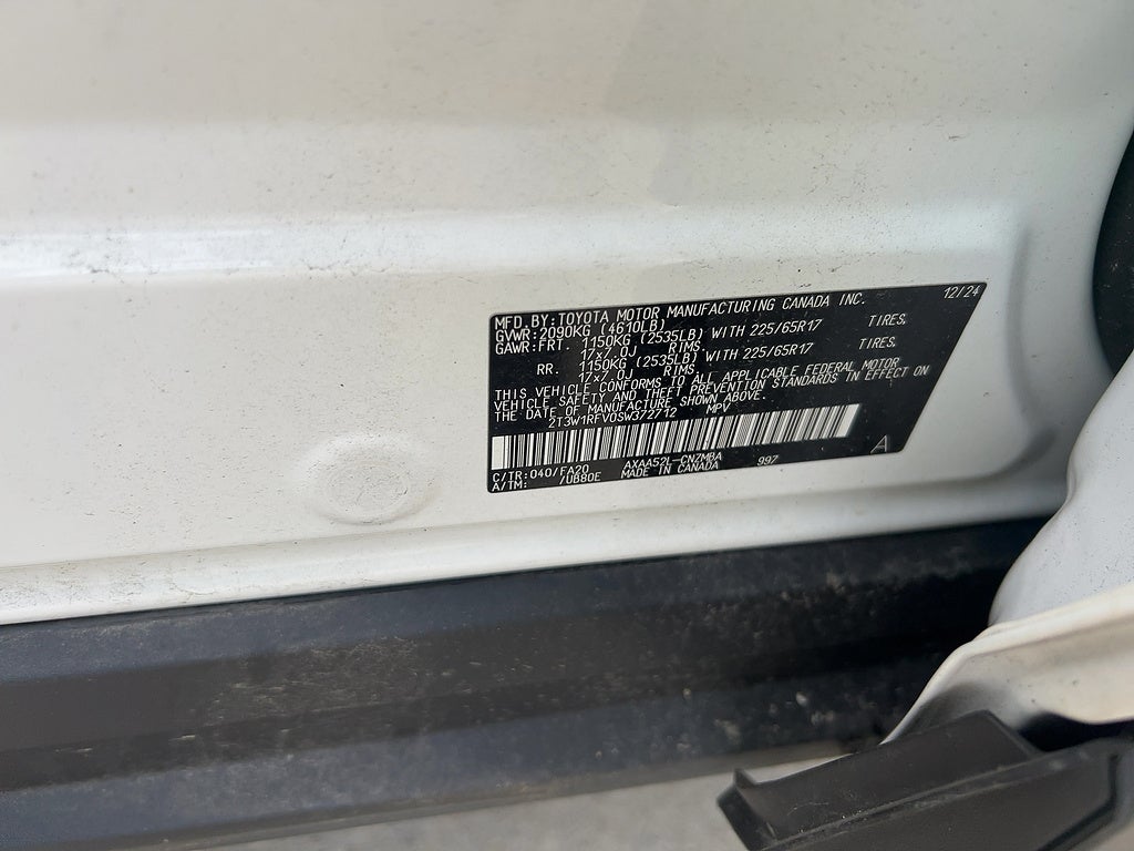 2025 Toyota RAV4 XLE