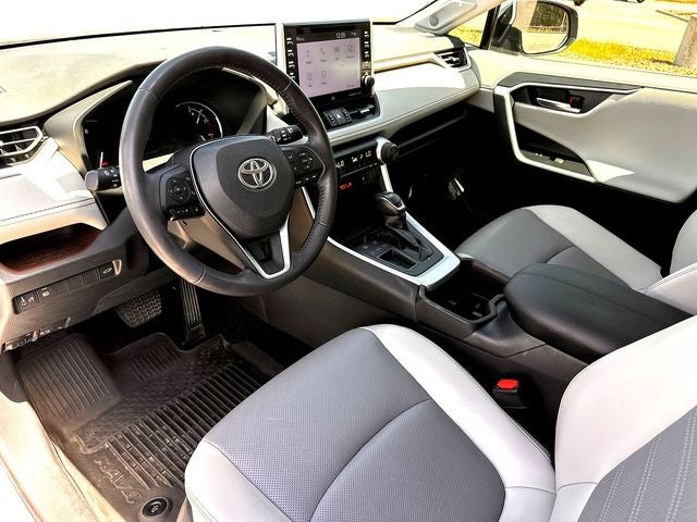 2022 Toyota RAV4 Limited