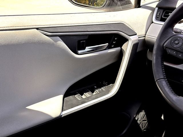 2022 Toyota RAV4 Limited