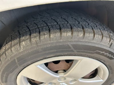 2011 Chevrolet HHR LS Panel