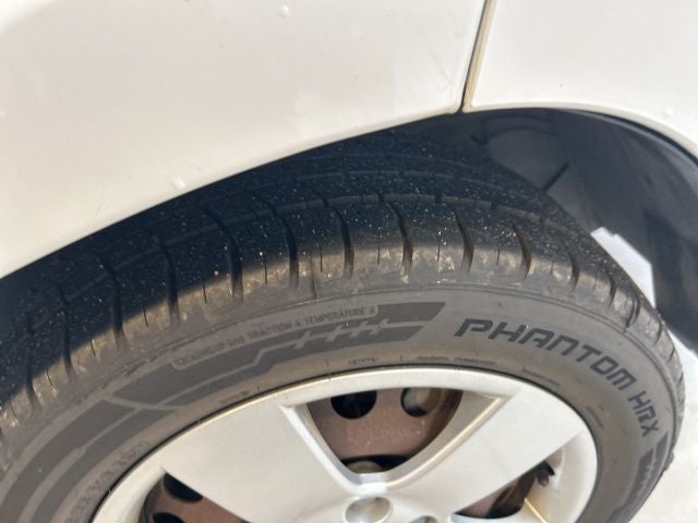 2011 Chevrolet HHR LS Panel