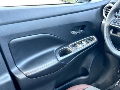 2024 Nissan Versa 1.6 SR