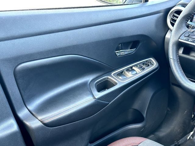 2024 Nissan Versa 1.6 SR