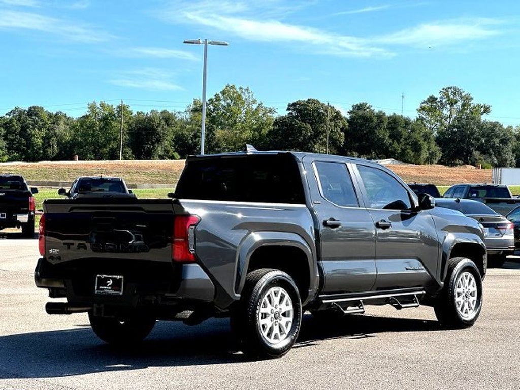2026 Toyota Tacoma 4WD SR5