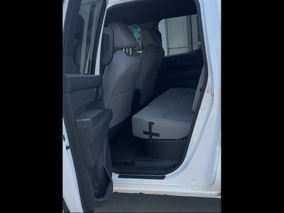 2024 Toyota Tacoma 4WD SR5