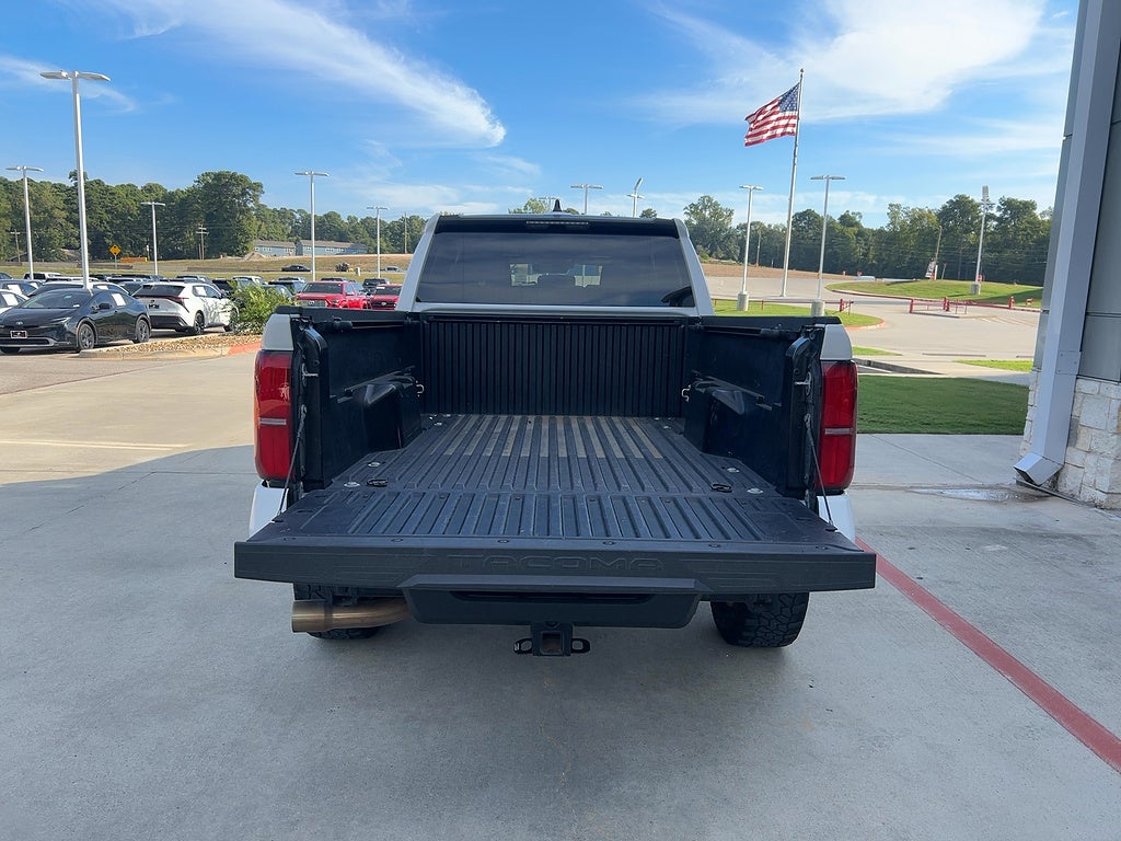 2024 Toyota Tacoma 4WD SR5