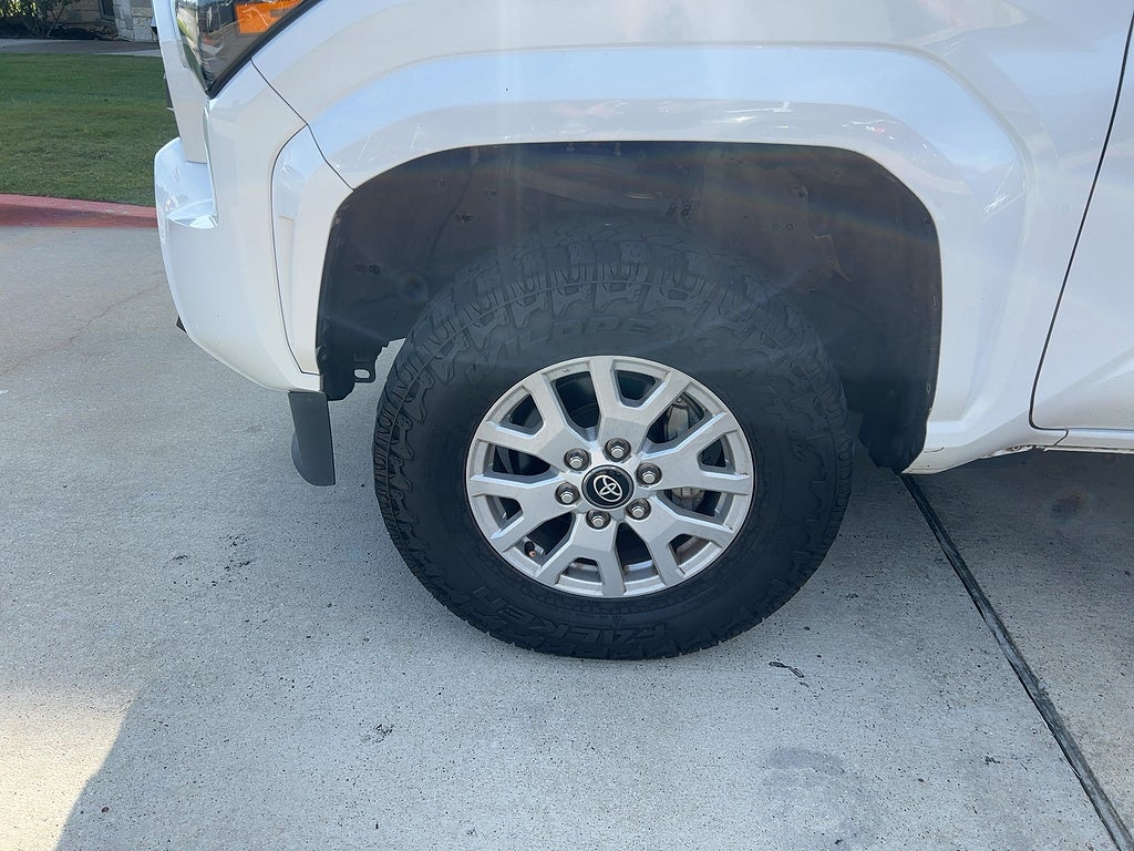 2024 Toyota Tacoma 4WD SR5