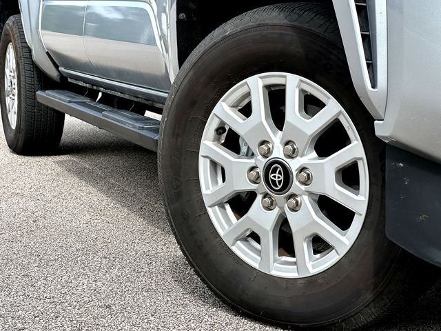 2025 Toyota Tacoma SR
