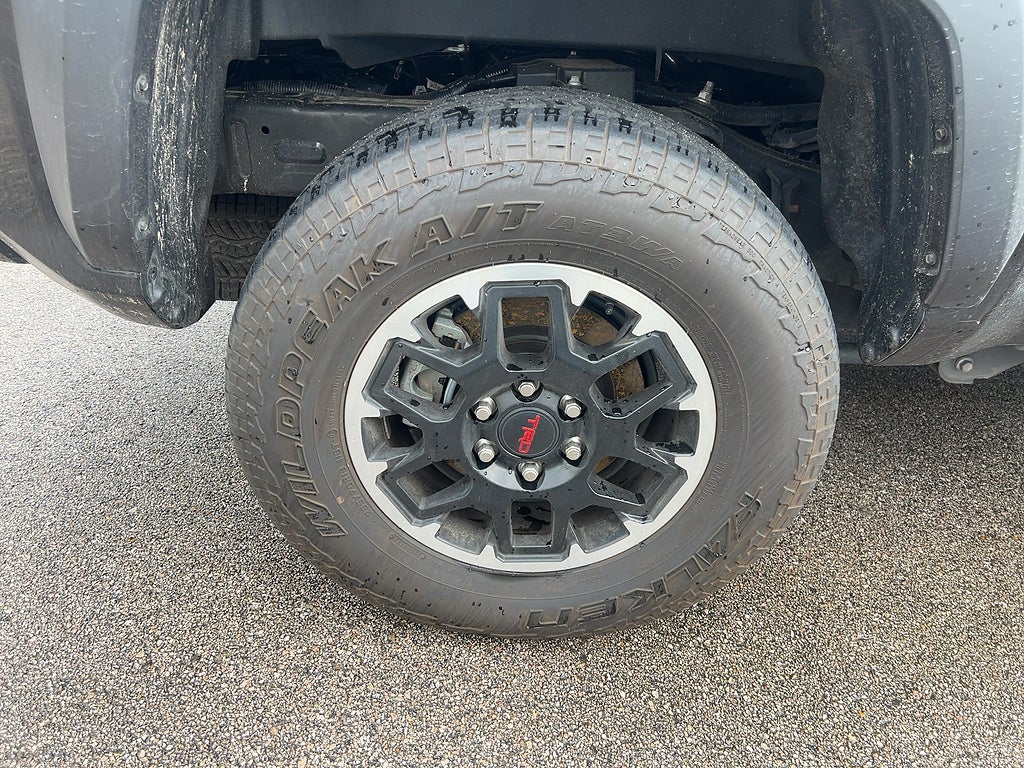 2025 Toyota Tacoma 4WD TRD Off-Road HV