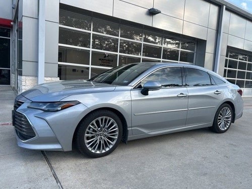 2022 Toyota Avalon Hybrid Limited