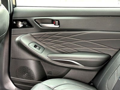 2022 Toyota Avalon Hybrid Limited