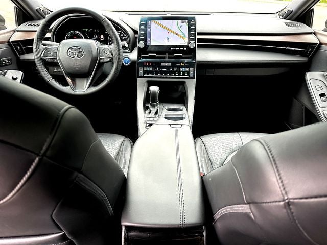 2022 Toyota Avalon Hybrid Limited