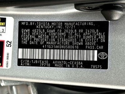 2022 Toyota Camry Hybrid SE