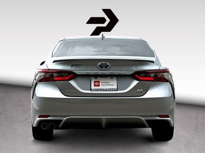 2022 Toyota Camry Hybrid SE