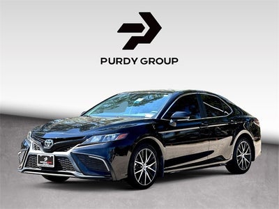 2022 Toyota Camry SE