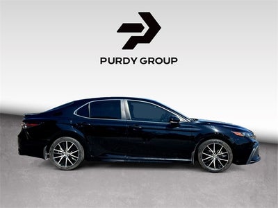 2022 Toyota Camry SE