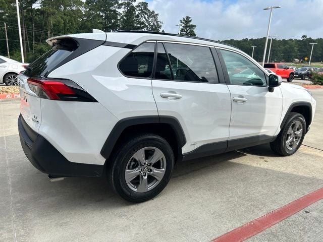 2022 Toyota RAV4 Hybrid LE