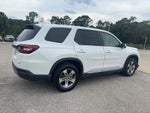 2023 Honda Pilot EX-L w/Rear Captain's Chairs