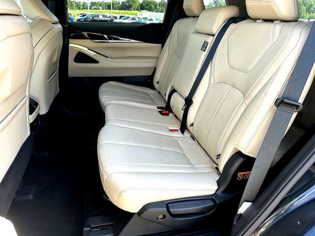 2025 INFINITI QX60 PURE
