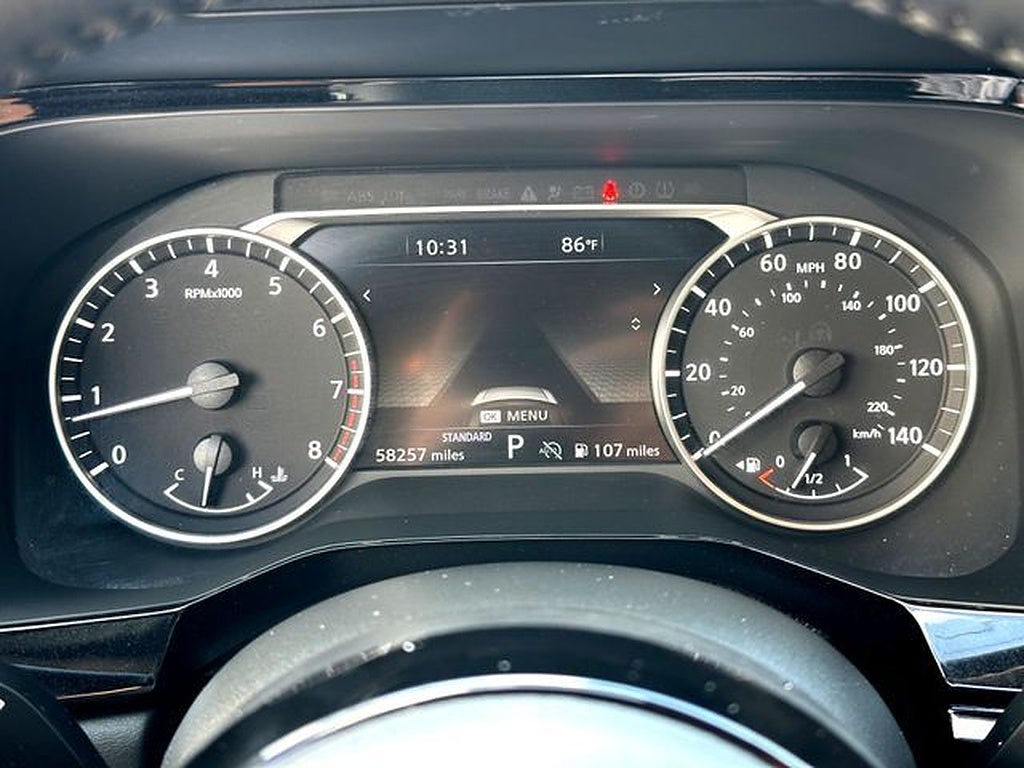 2024 Nissan Pathfinder SL