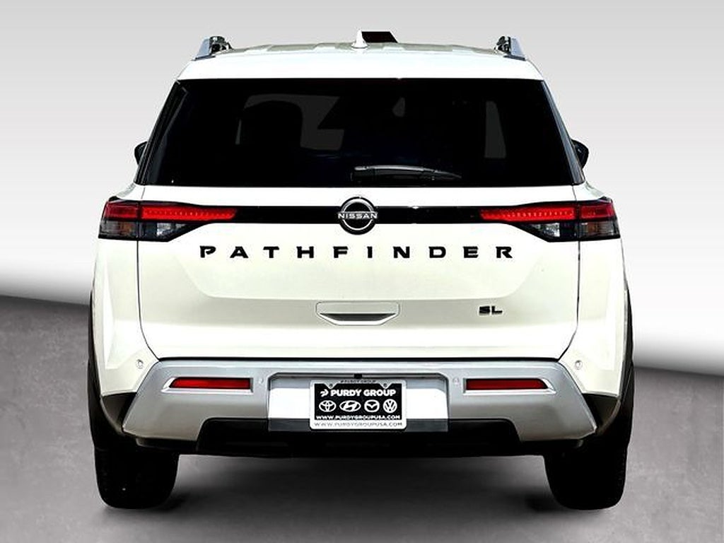 2024 Nissan Pathfinder SL