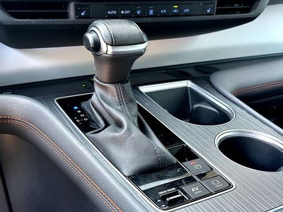2023 Toyota Sienna XSE 7 Passenger