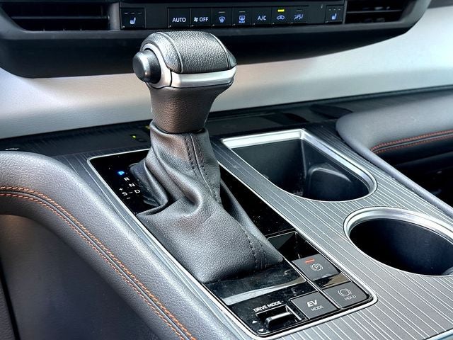 2023 Toyota Sienna XSE 7 Passenger