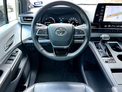 2023 Toyota Sienna XSE 7 Passenger