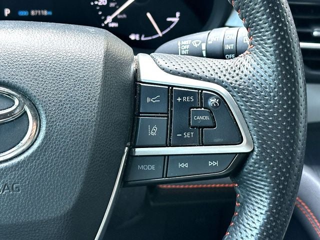 2023 Toyota Sienna XSE 7 Passenger