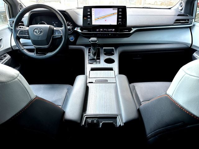 2023 Toyota Sienna XSE 7 Passenger