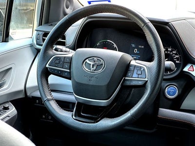 2023 Toyota Sienna XSE 7 Passenger