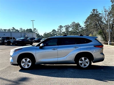 2023 Toyota Highlander LE