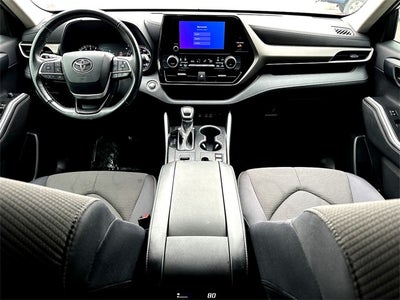 2023 Toyota Highlander LE