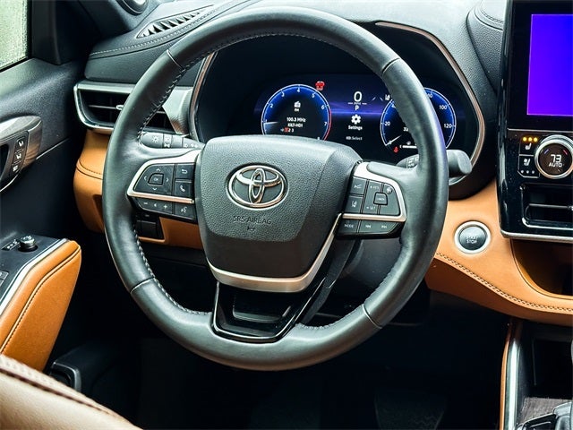 2024 Toyota Highlander Platinum