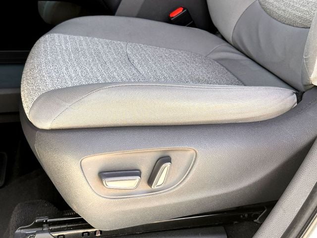 2021 Toyota Sienna LE 8 Passenger