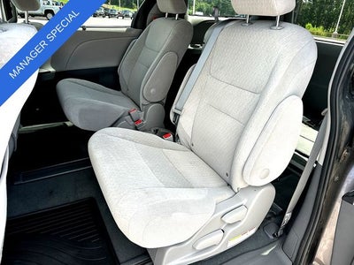 2020 Toyota Sienna LE 8 Passenger