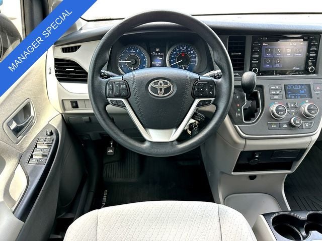 2020 Toyota Sienna LE 8 Passenger