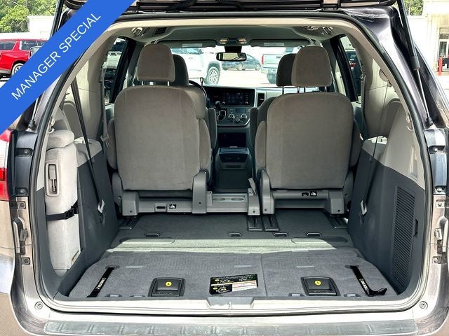 2020 Toyota Sienna LE 8 Passenger